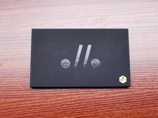 Συνήθειας λογότυπων καυτή σφράγισης UV μαύρη συσκευασία VIP πιστωτικών καρτών κιβωτίων καρτών δώρων εγγράφου ελεύθερη