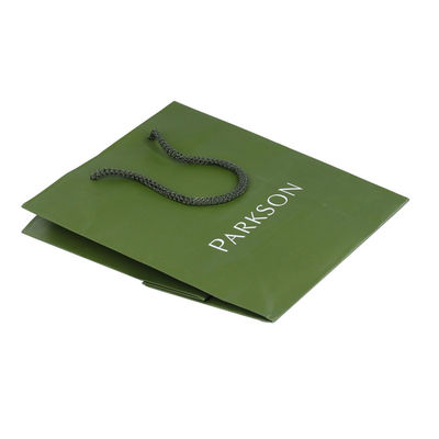 ISO9001 SGS πράσινες Kraft τσάντες εγγράφου με τις λαβές PP που στρίβονται