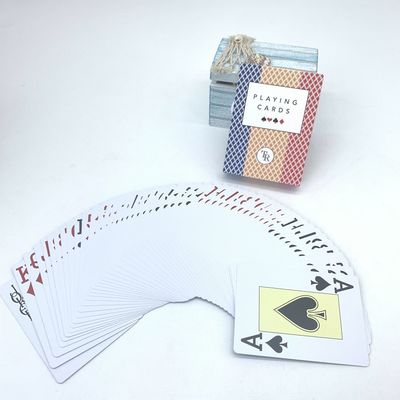 63*88mm 54Cards με τις πλαστικές κάρτες πόκερ πάχους 100% 0.32mm